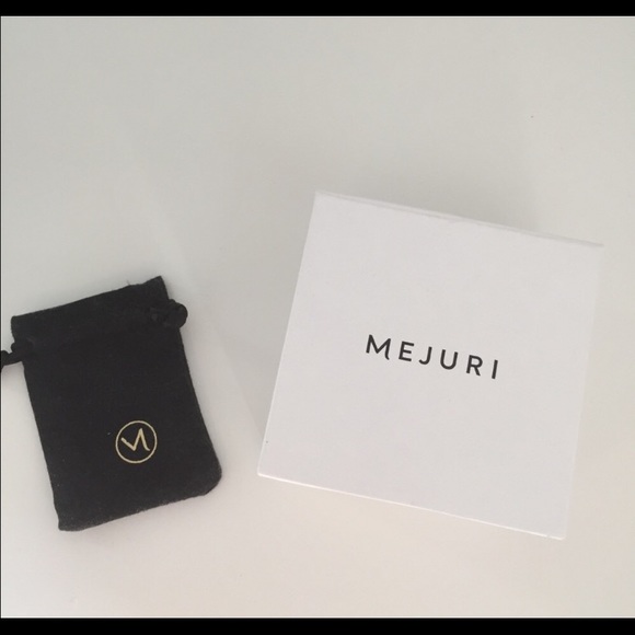 Meet your Posher, O - Picture 1 of 1